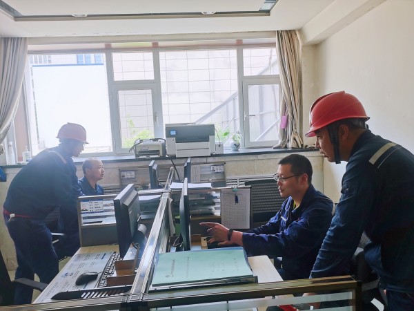 131686625808210872.jpg 对标学习.jpg