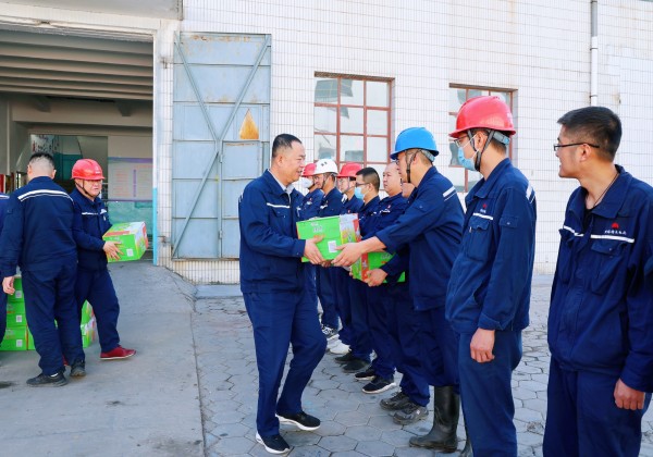 161686907881149212.jpg 送清凉01.jpg