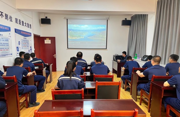 171687001716475947.jpg 1.jpg