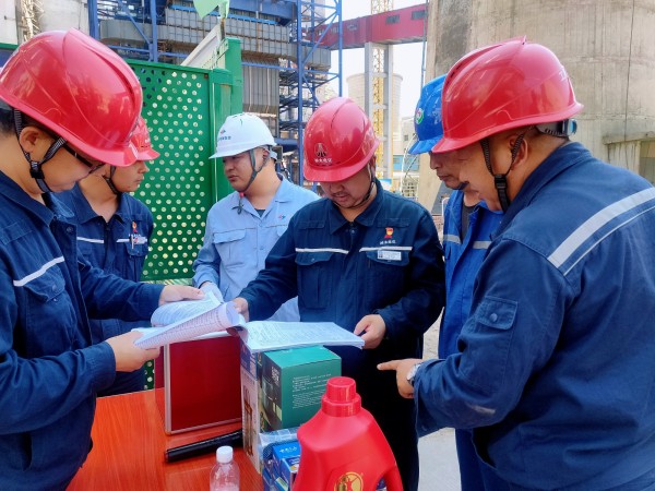 241687575408133530.jpg 工程部安全活动04.jpg