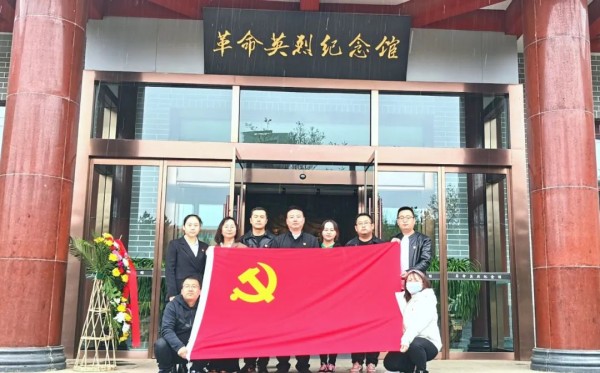 251687657874145384.jpg 五加强02.jpg