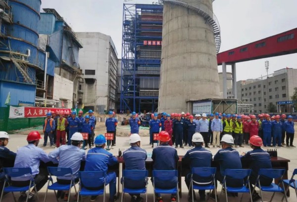 011688177443171748.jpg 高空坠落演练01.jpg