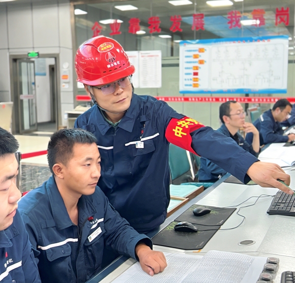 101688983885181617.jpg 王武超02.jpg