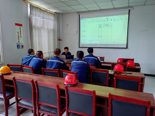 121689154006124242.jpg 五型五佳班组 (3).jpg