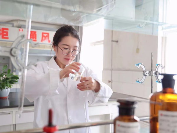 121689154308118603.png 绽芳华03.png