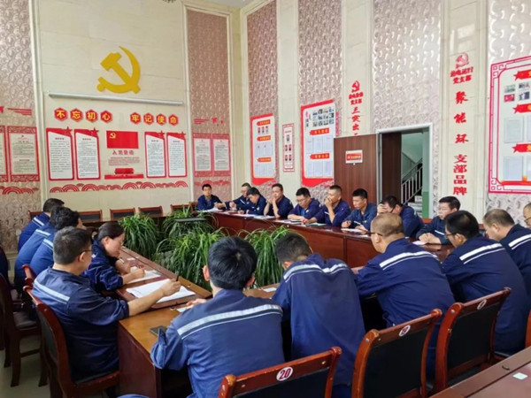 181689642208454023.jpg 手册编制.jpg