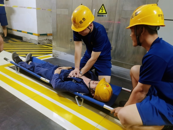 211689930304246417.jpg 应急演练03.jpg