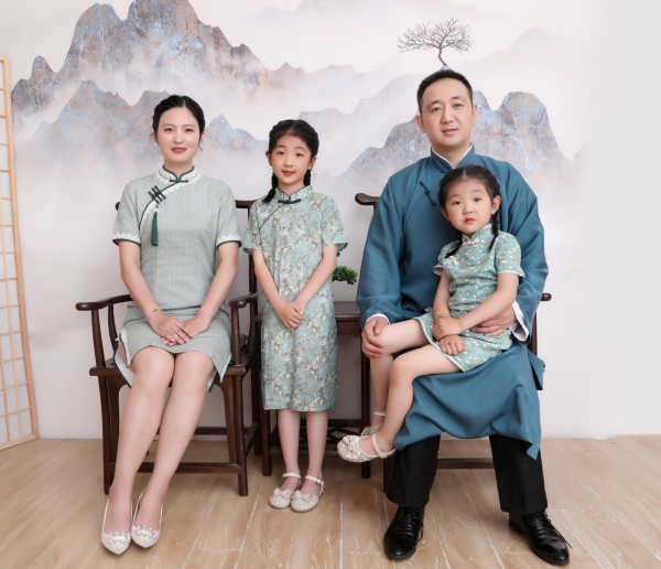 211692613646206902.jpg 纸短情长03.jpg