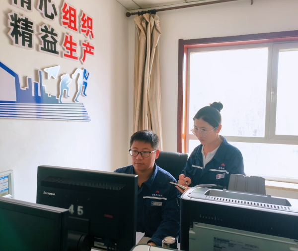 211692613772104724.jpg 并肩作战02.jpg