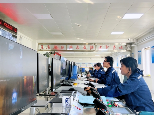 061693988380127760.jpg 监督01.jpg