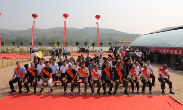 081694153873156597.jpg 好人表彰02.jpg