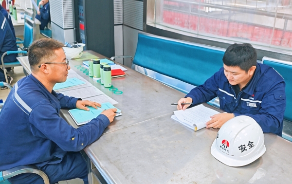 111694425003897255.jpg 手指口述02.jpg