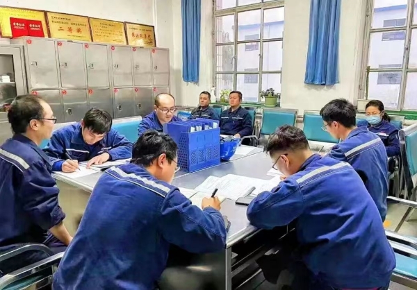 151694770295178304.jpg 深化人才队伍02.jpg