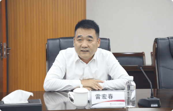 181694996710621793.png 张恒座谈02.png