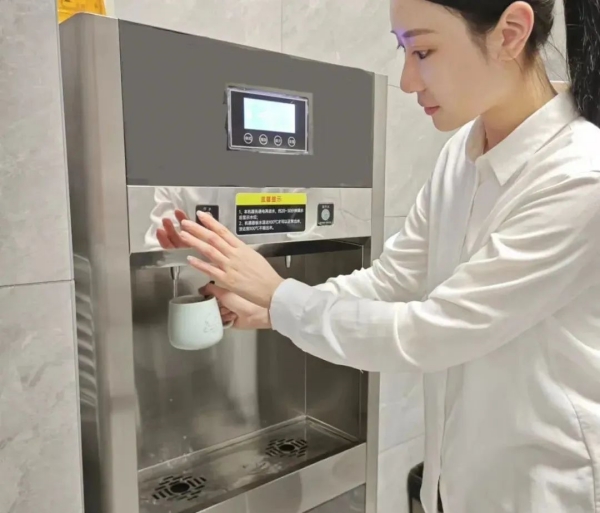 201695203193139362.jpg 办实事18.jpg