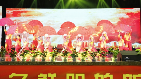 281695887360592531.jpg 中秋晚会02.jpg