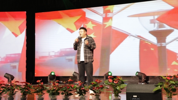 281695887568197767.jpg 中秋晚会08.jpg