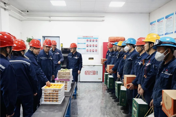 291695997281126736.jpg 慰问2.jpg