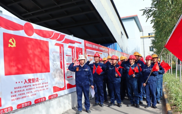 011696152531126807.jpg 集体生日01.jpg