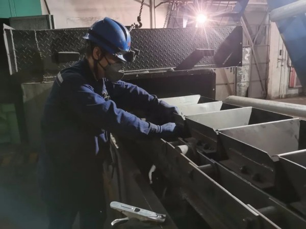 061696590686151008.jpg 坚守4.jpg