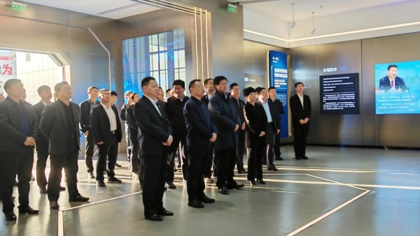 141699923495268344.jpg 信访稳定会议02.jpg