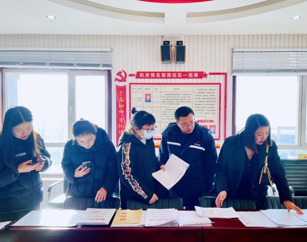 061701854979370067.jpg 总工会参观02.jpg