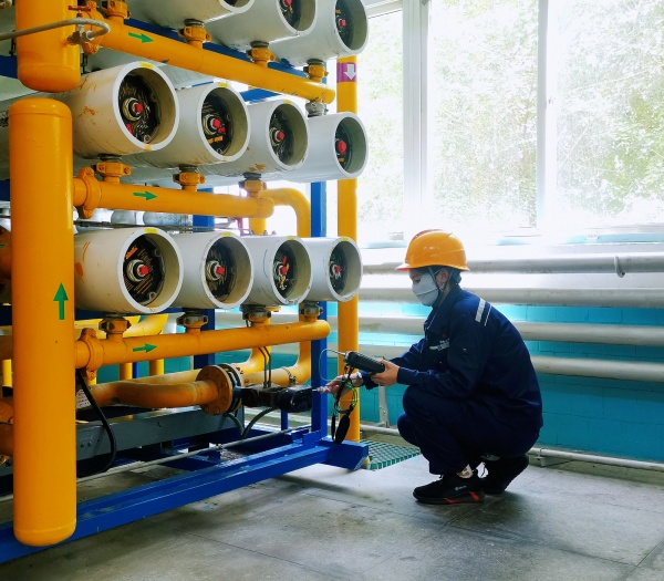 061701855381131146.jpg 决胜攻坚战 (3).jpg