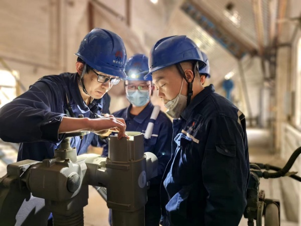 081702022661936178.jpg 劳动竞赛 (3).jpg