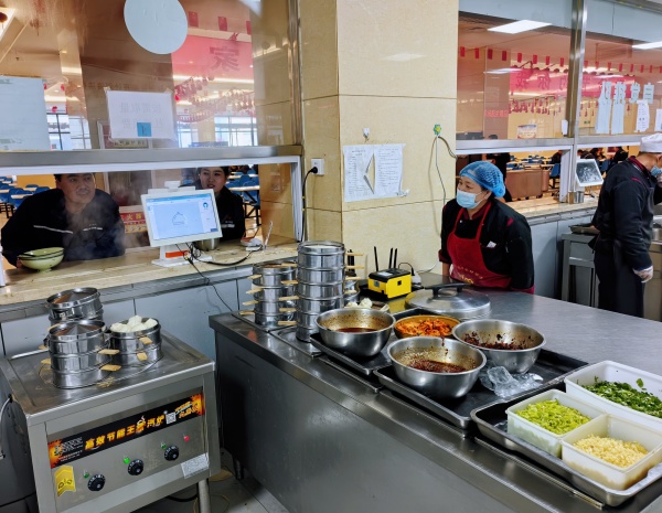 101707554002151831.jpg 迎春暖心活动 (11).jpg