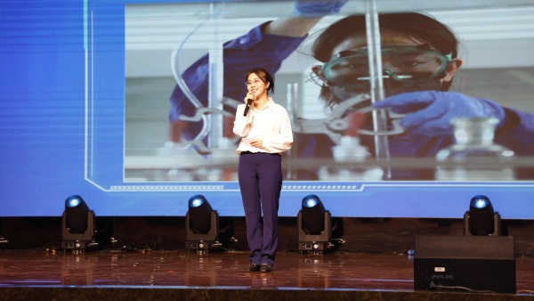 261711443561125762.jpg 演讲比赛16.jpg