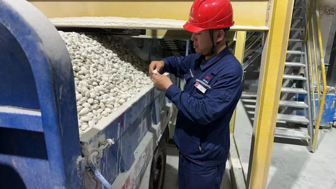 011722472547172026.jpg 6269503a715eaea3795d44aa95718c2d.jpg