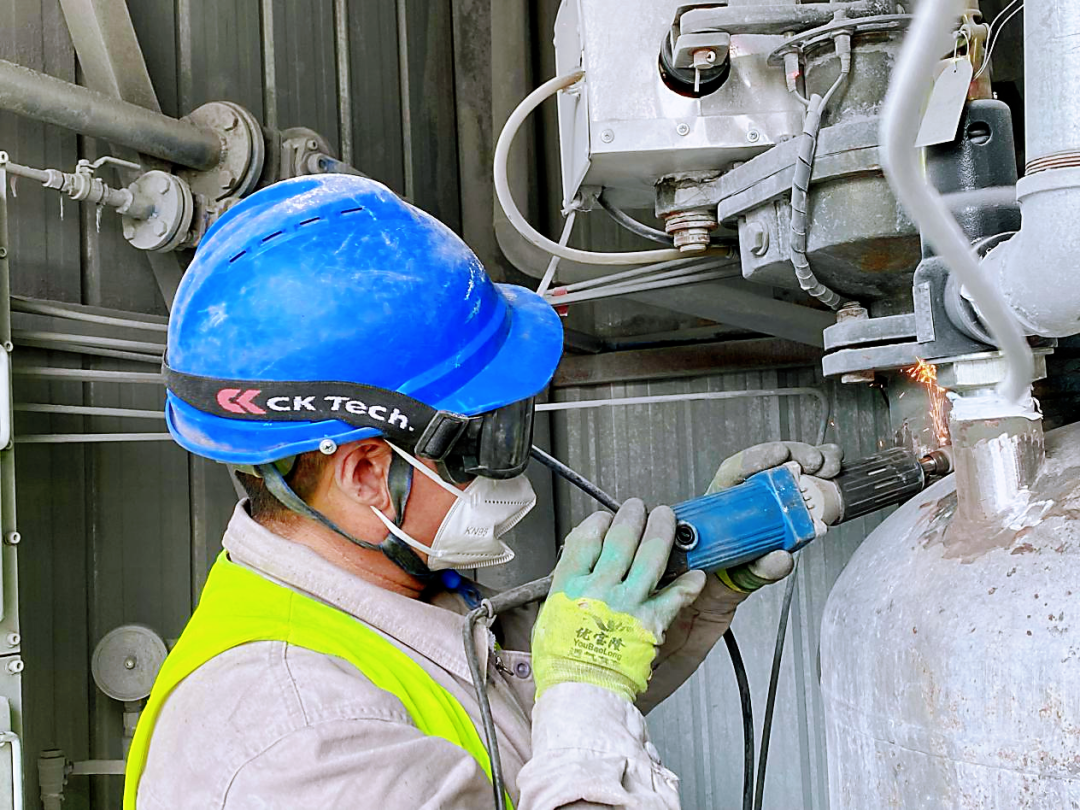 031748934135143606.png 1.png