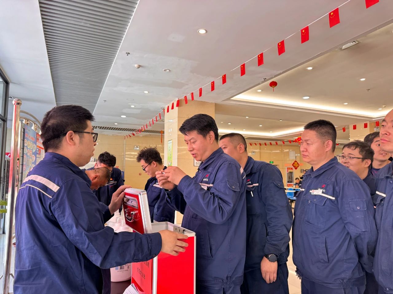 061749195421482643.jpg bb1323ee-9696-44fc-9324-ae96c23a08c3.jpg